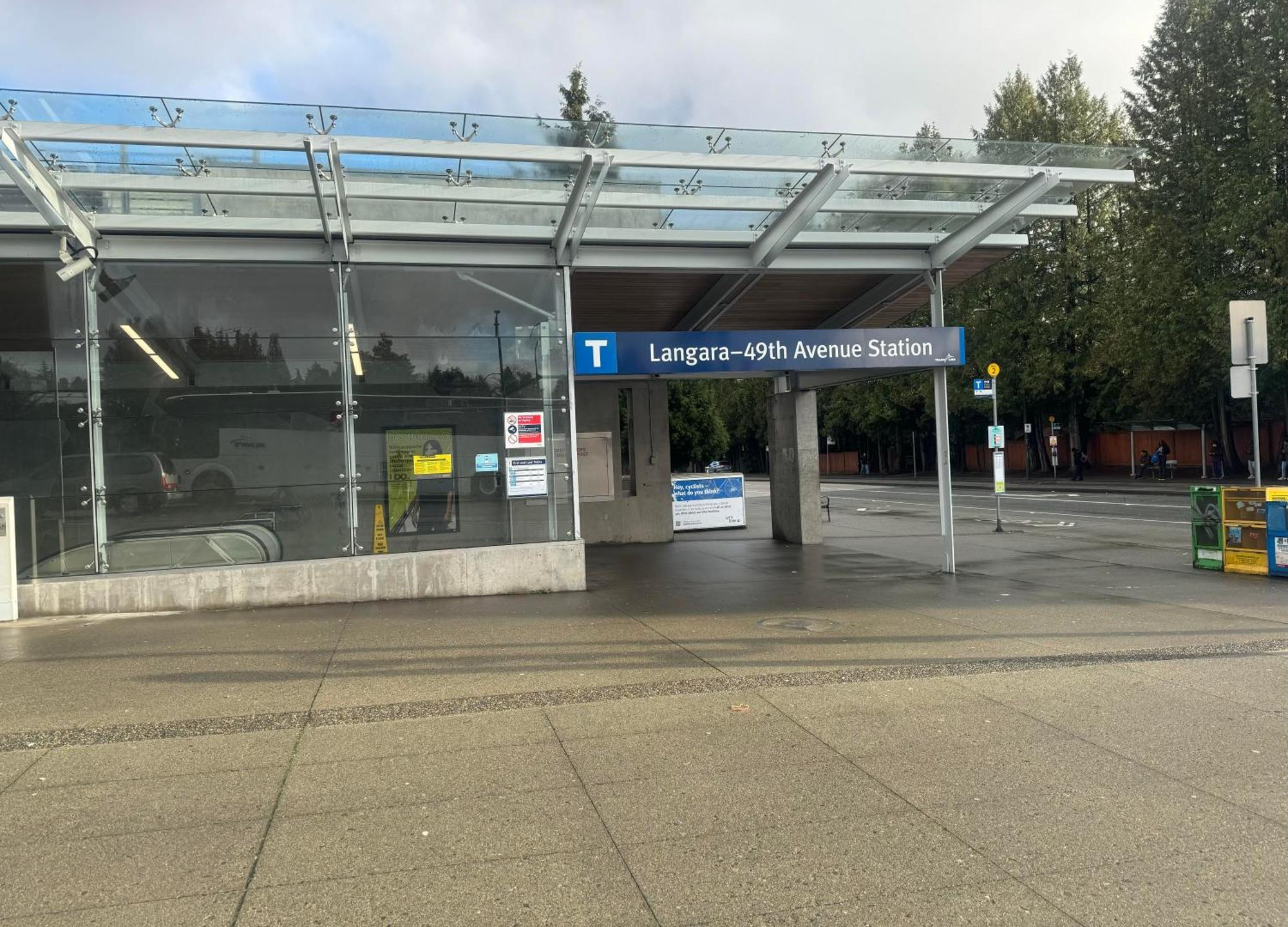 Comfort Cottage Guest House Near Subway Station, Bus And Downtown Vancouver Exterior foto